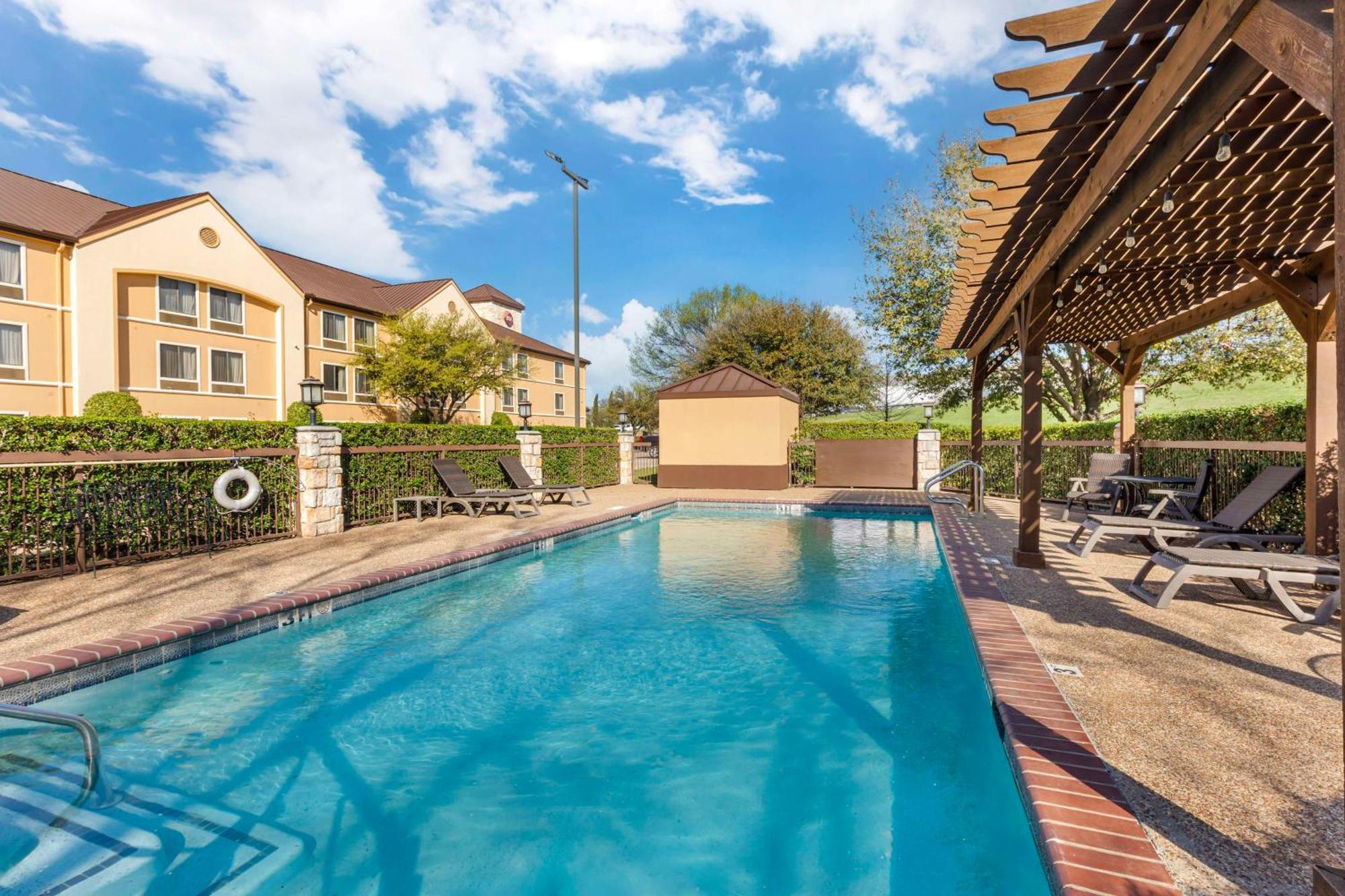 Best Western Plus Lewisville Flower Mound Luaran gambar